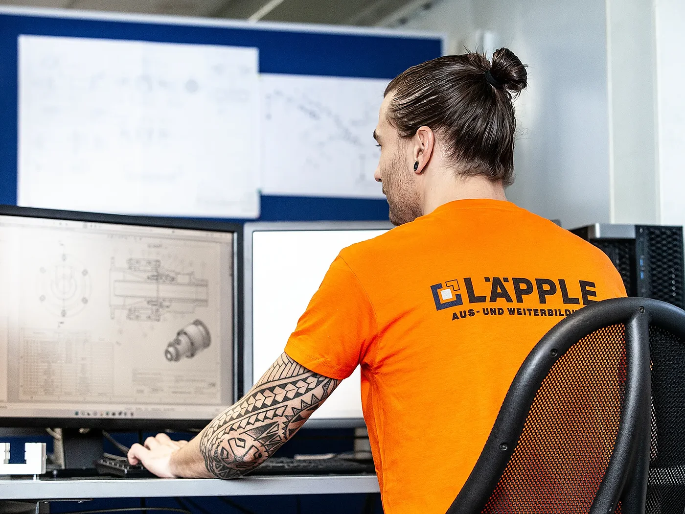Auszubildender zum Technischen Produktdesigner