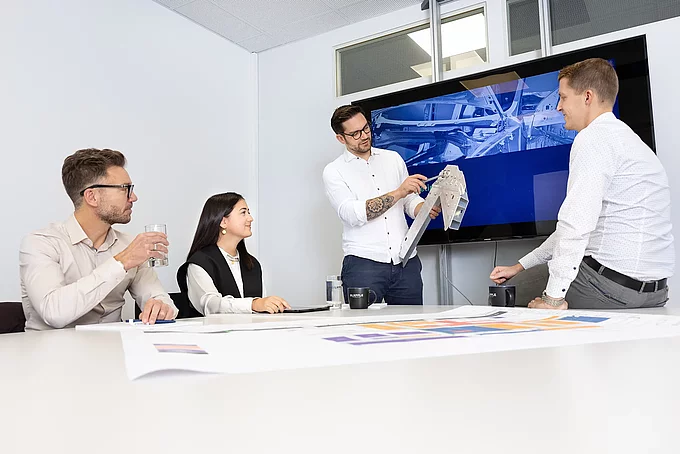 Besprechung eines Bereichsübergreifenden Projektteams 